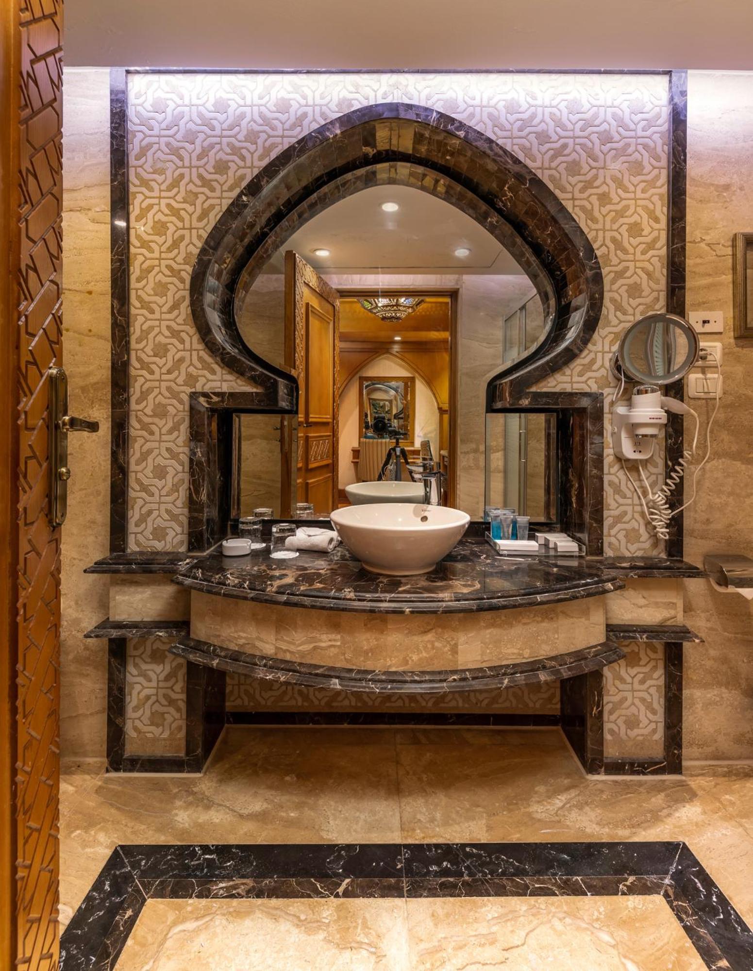 Helnan Landmark Hotel Kairo Bagian luar foto
